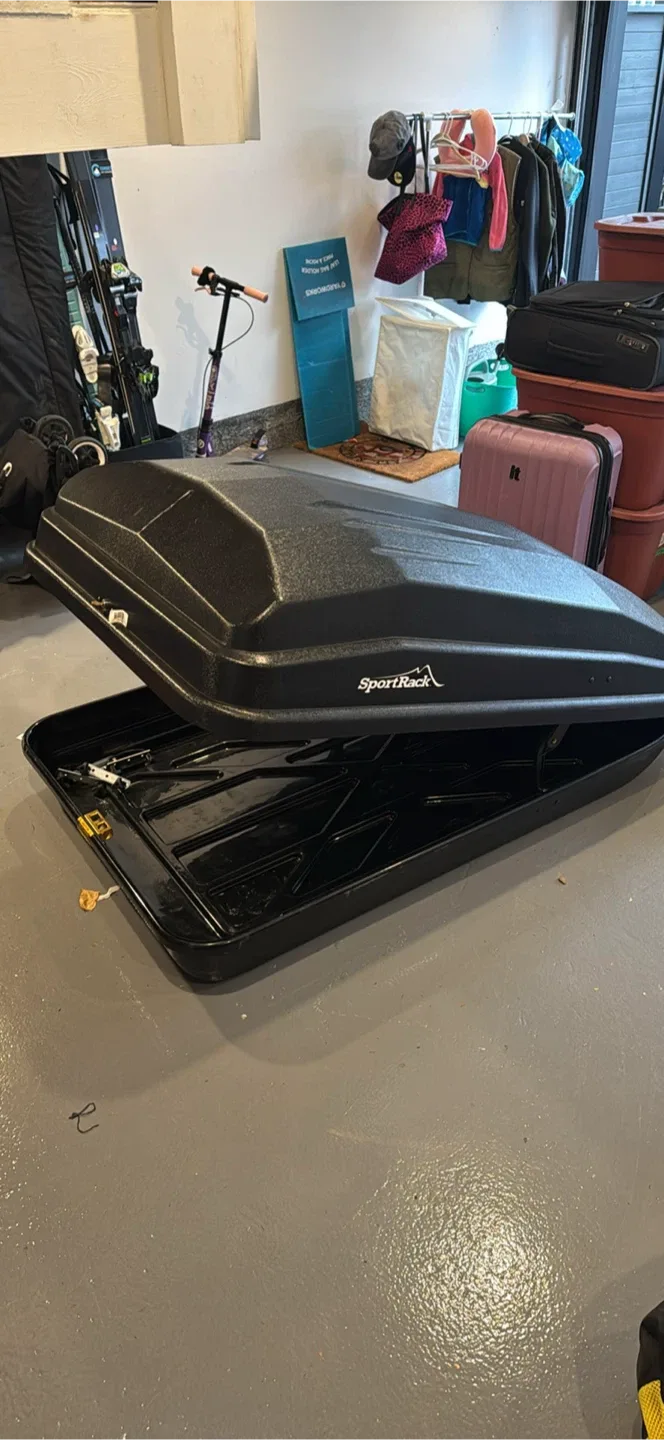 SportRack Vista XL Cargo Box