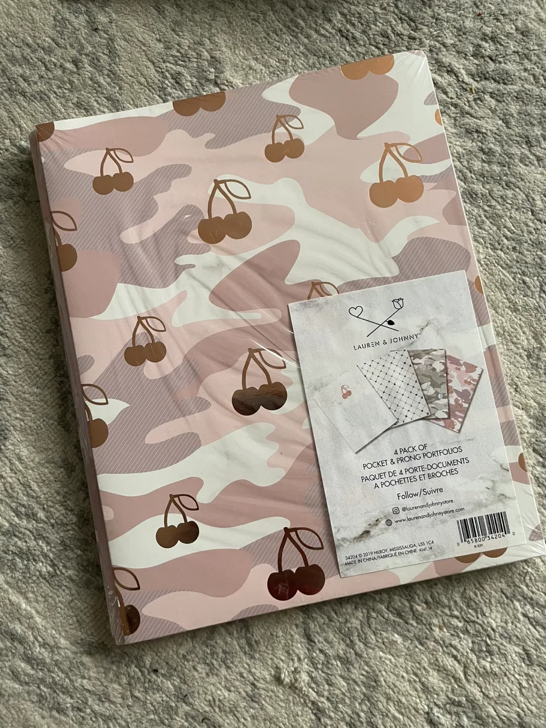 #cleanout Lauren & Johnny 4-Pack Pocket & Prong Portfolios - New