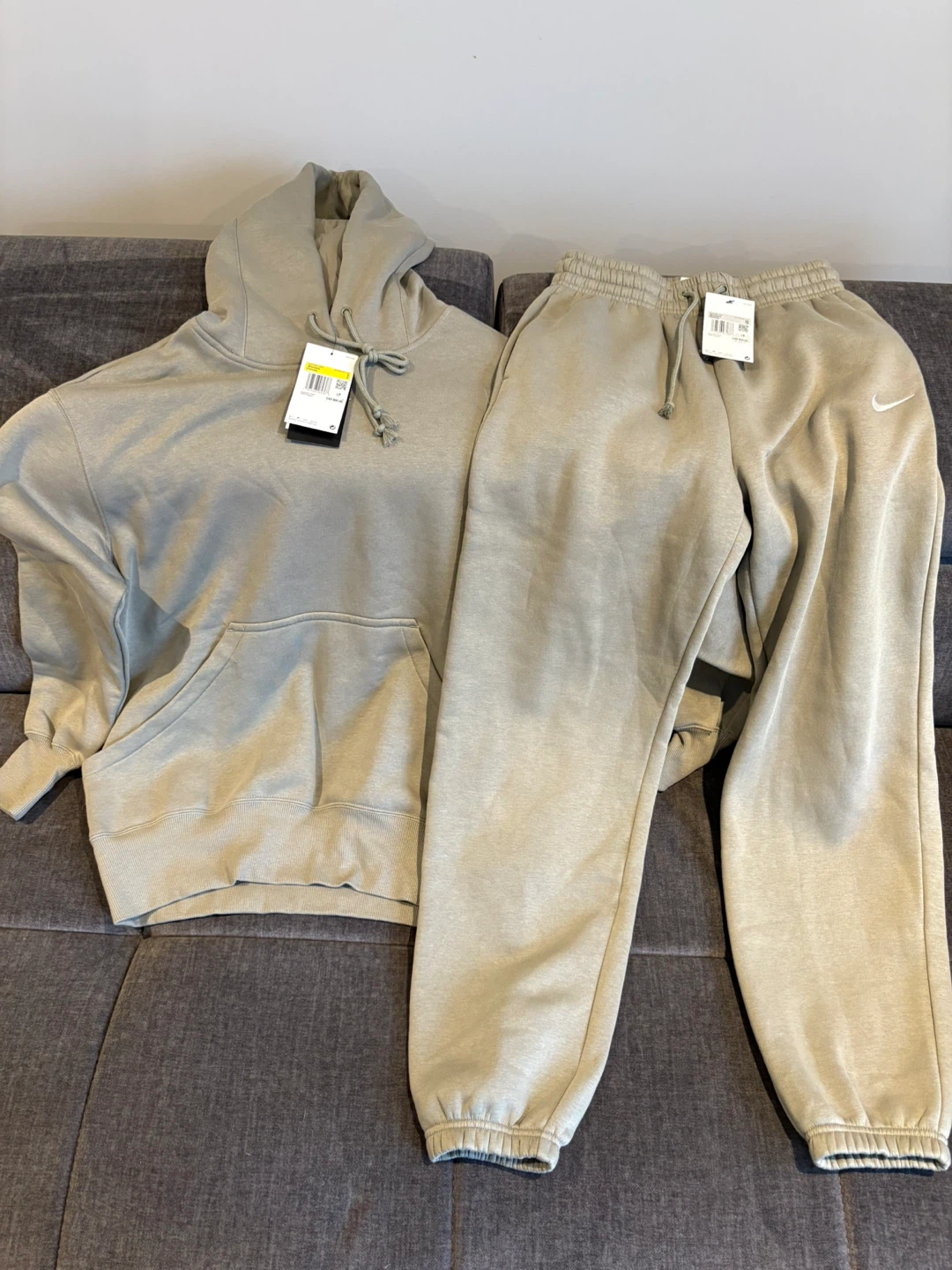 Nike Olive Green Hoodie & Sweatpants Set - photo 4
