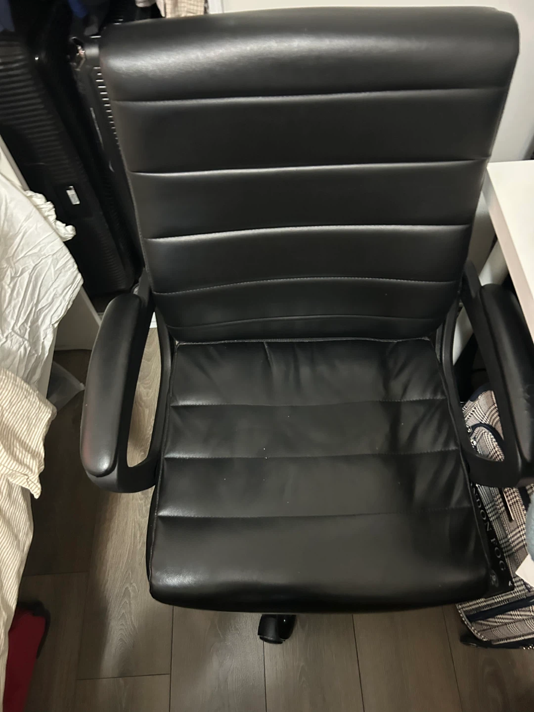 Black Office Chair - photo 2