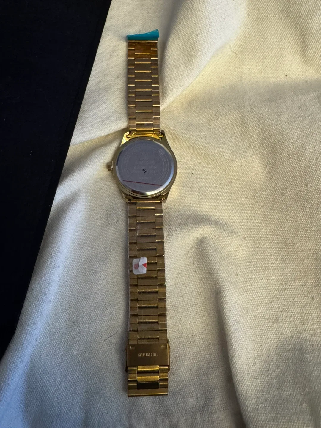 Lenwin Quartz Gold Stainless Steel Watch image indicator(4)