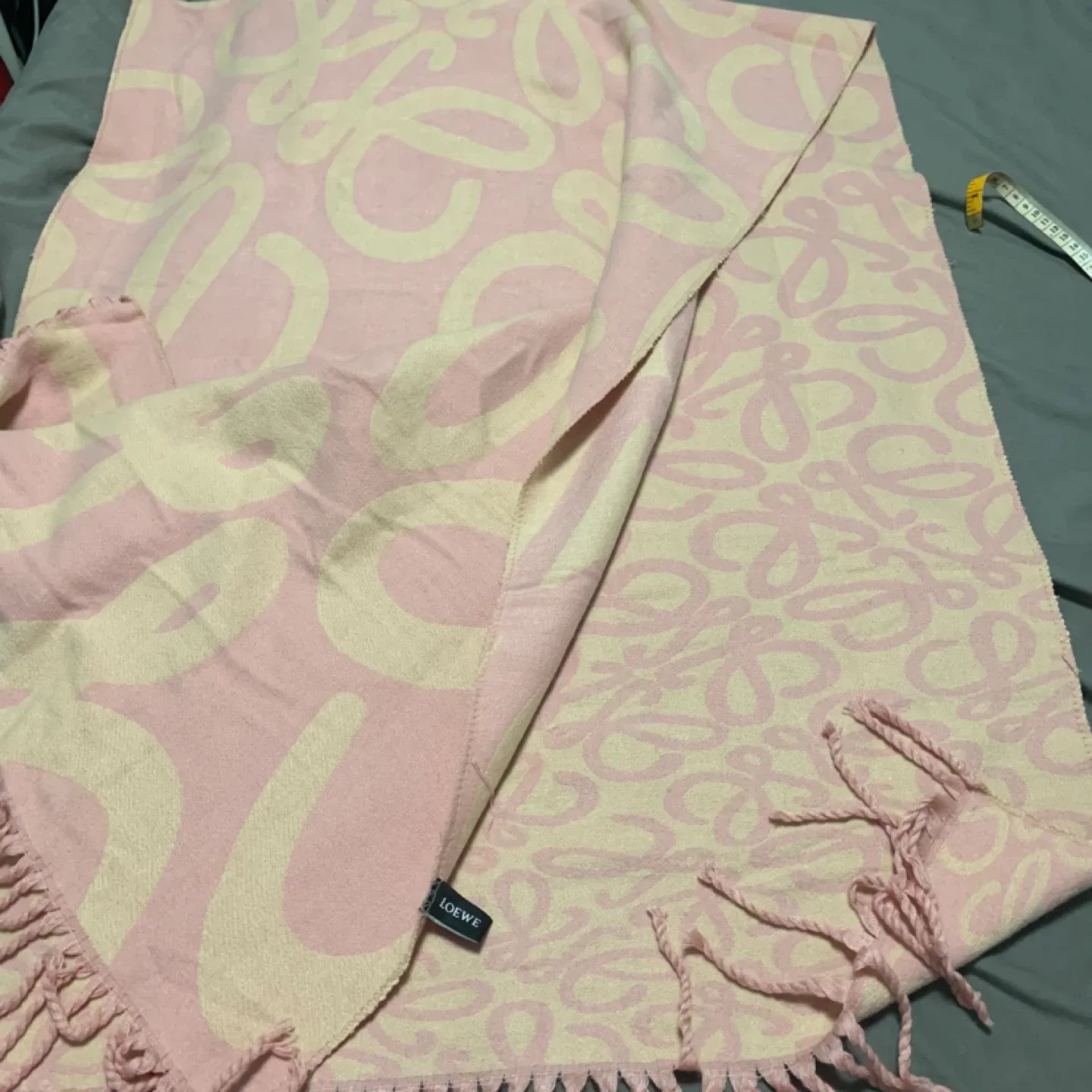 Loewe Pink Cashmere/Silk Scarf image indicator(9)