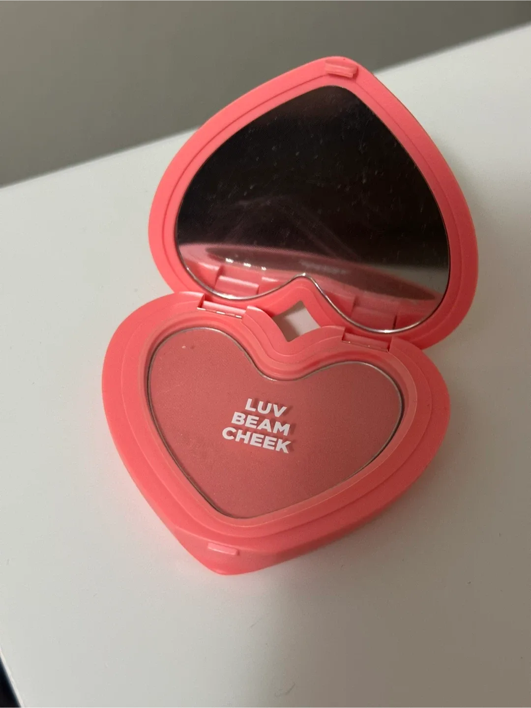 Lilybyred Luv Beam Cheek Blush #04 Selfie Red image indicator(2)
