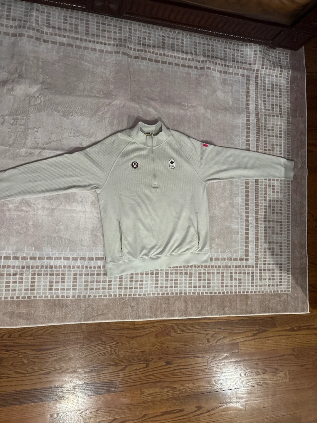 Lululemon Canada Olympic Edition Pullover