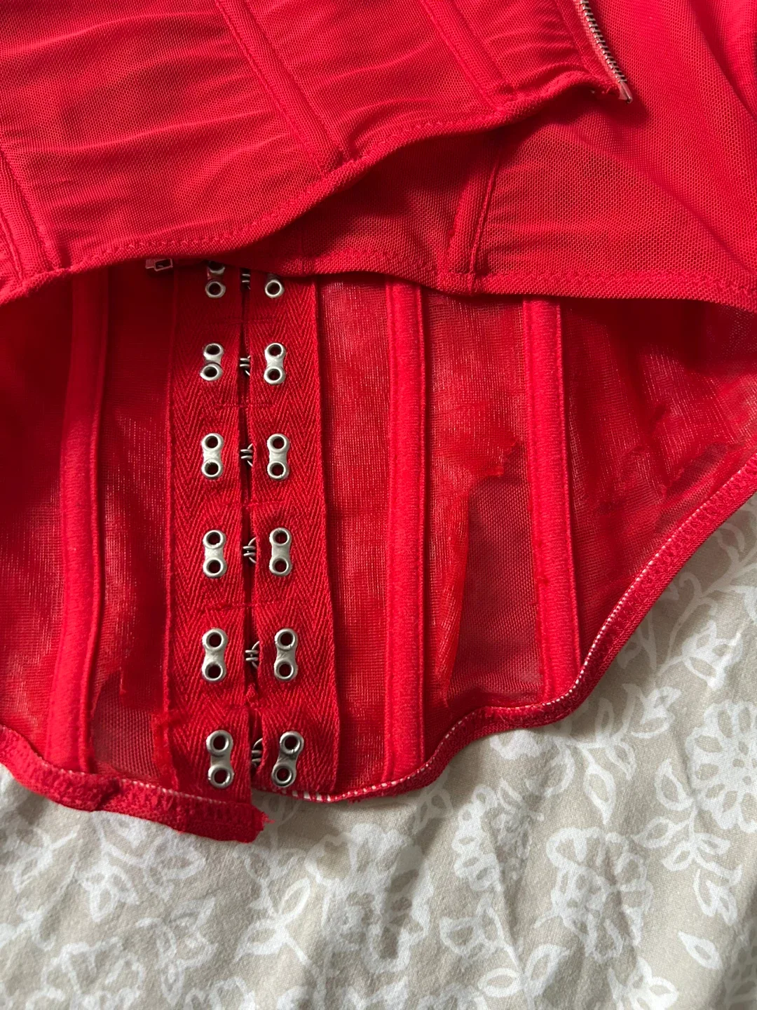 White Fox Red Corset Top - Size M image indicator(5)