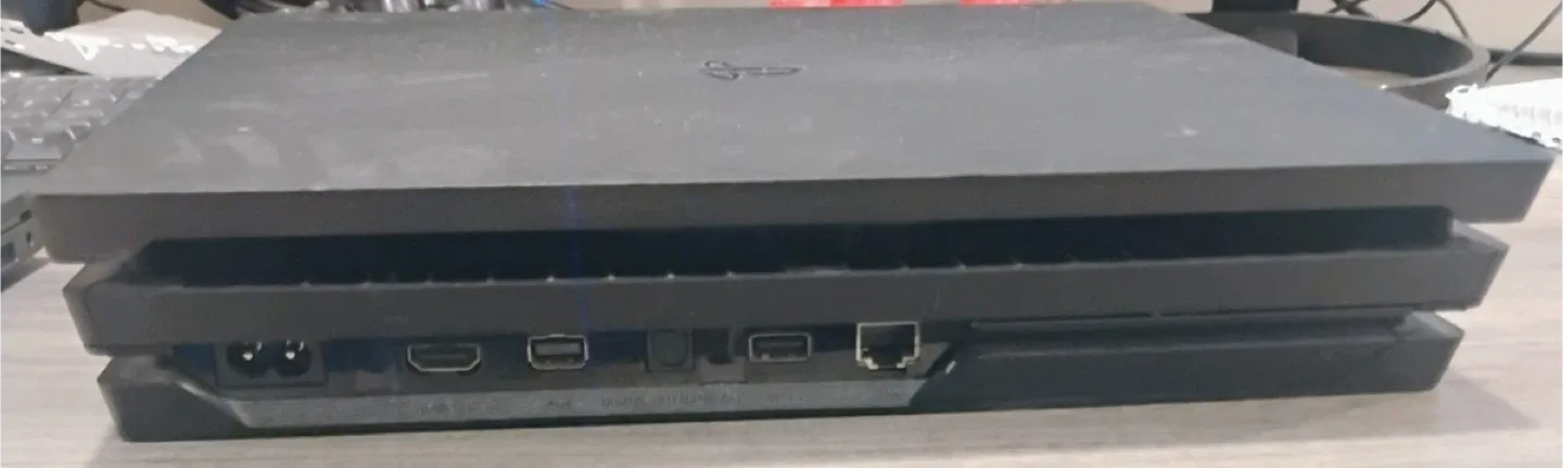 Sony PlayStation 4 Pro Console image indicator(4)