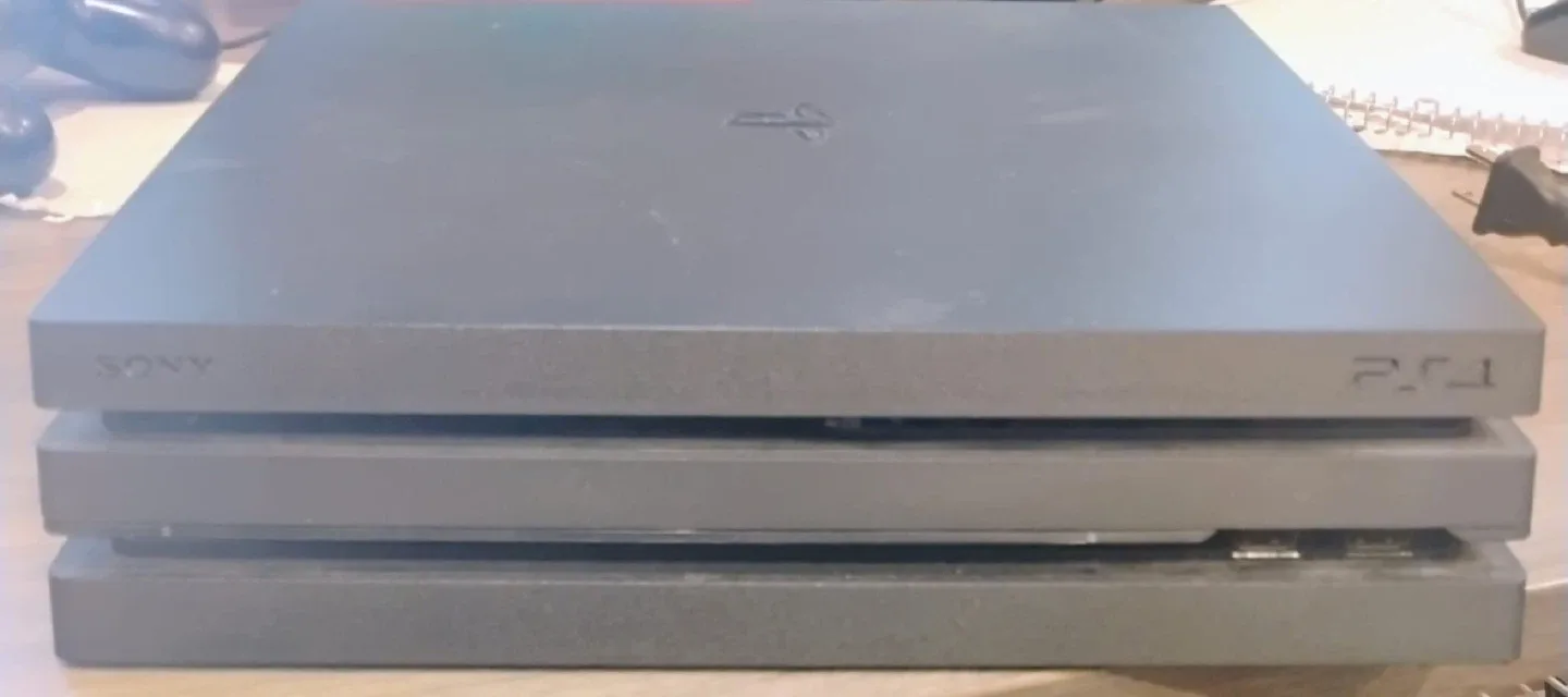 Sony PlayStation 4 Pro Console image indicator(3)