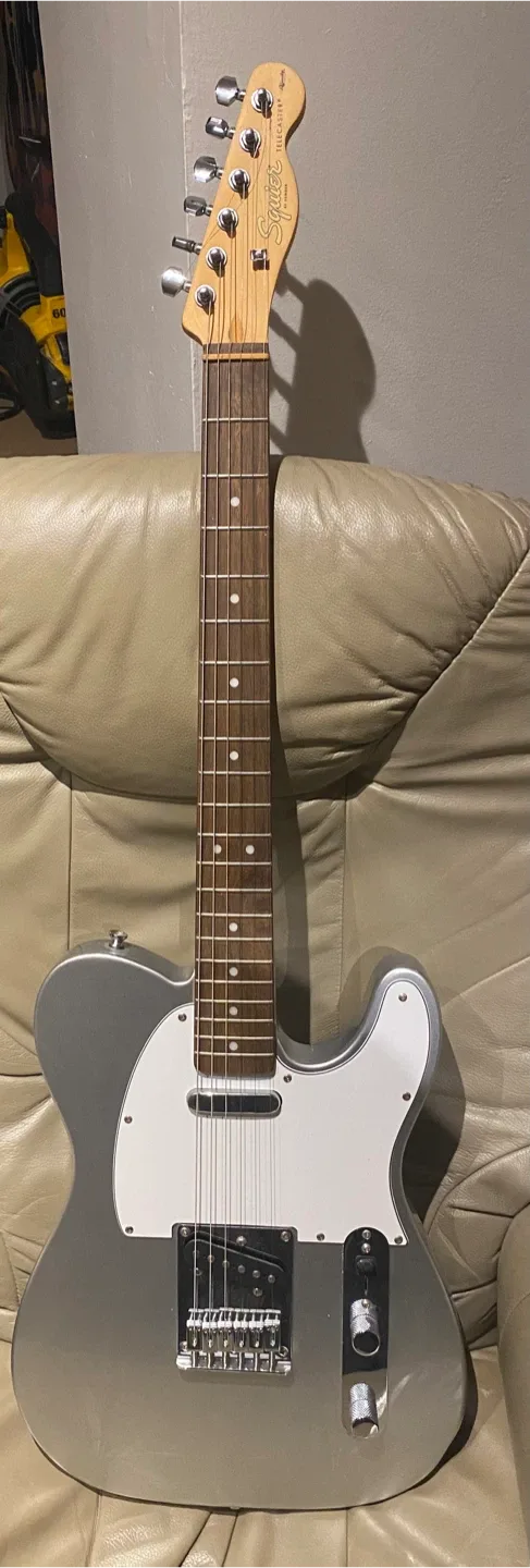 Squier Affinity Series Telecaster image indicator(3)