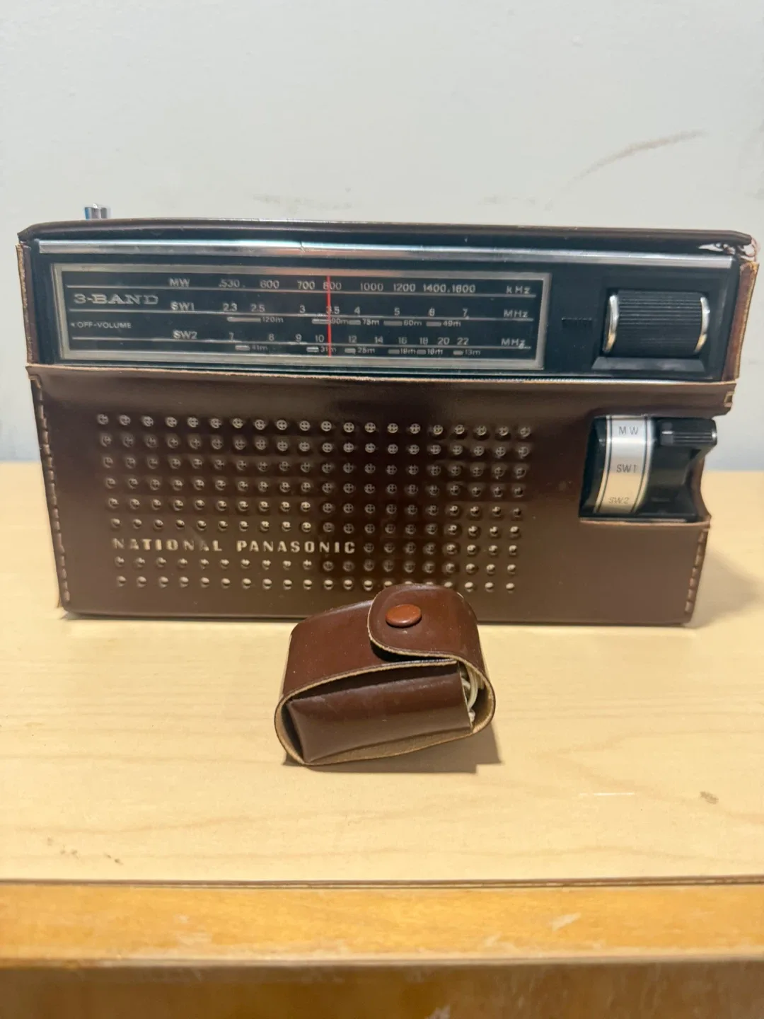 Vintage National Panasonic 3-Band Radio #Cleanout