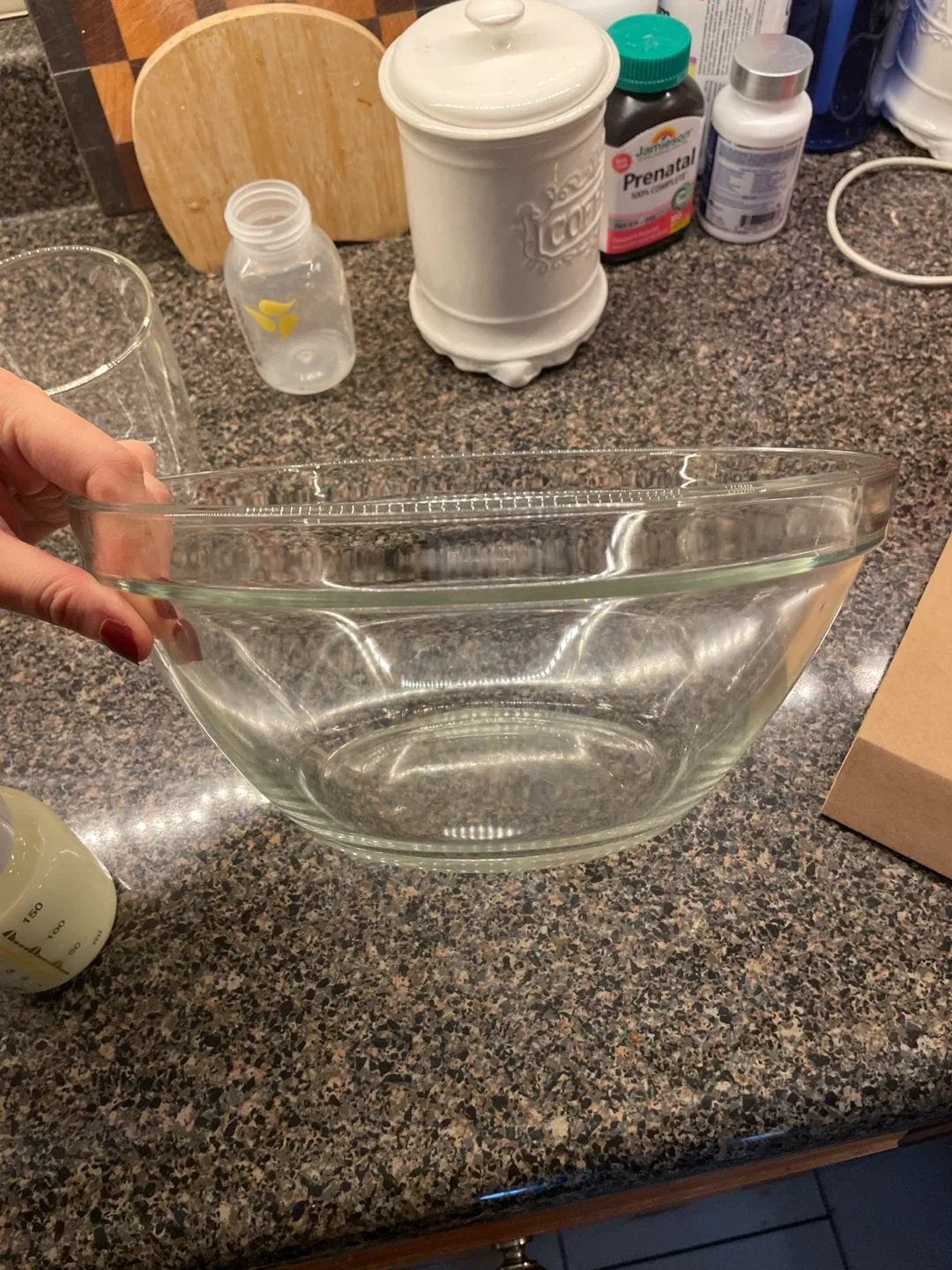 Glass Mixing Bowl image indicator(3)