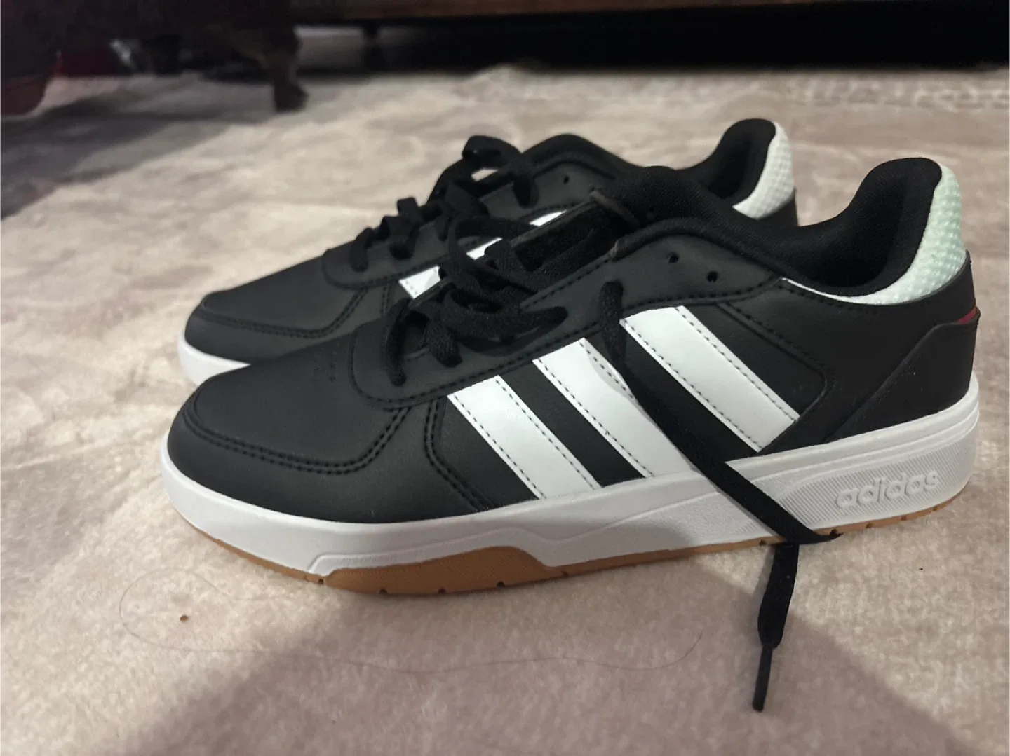 Adidas indoor soccer Shoes - Black & White image indicator(2)