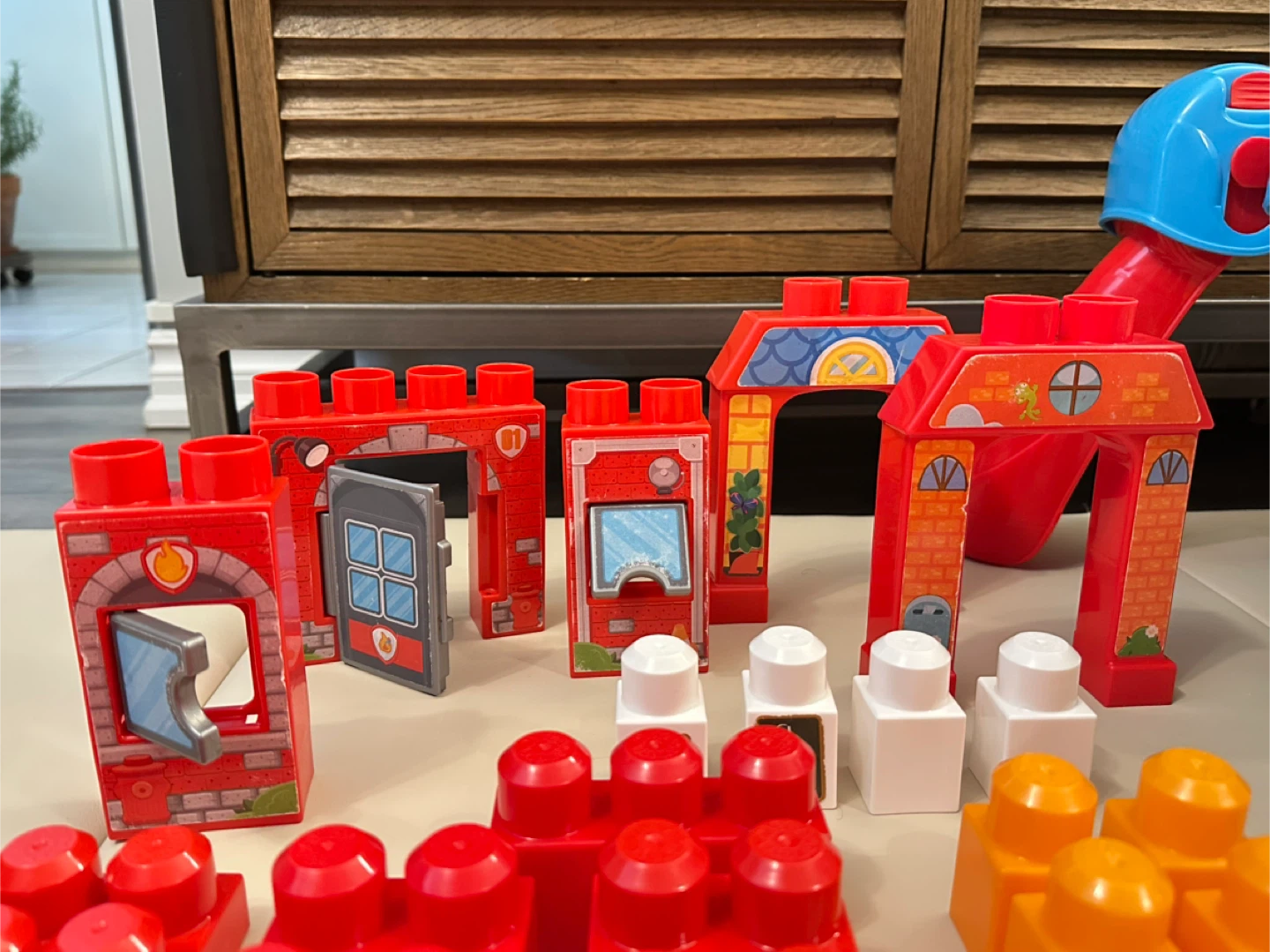 Mega Bloks Build 'n Learn Table - photo 3