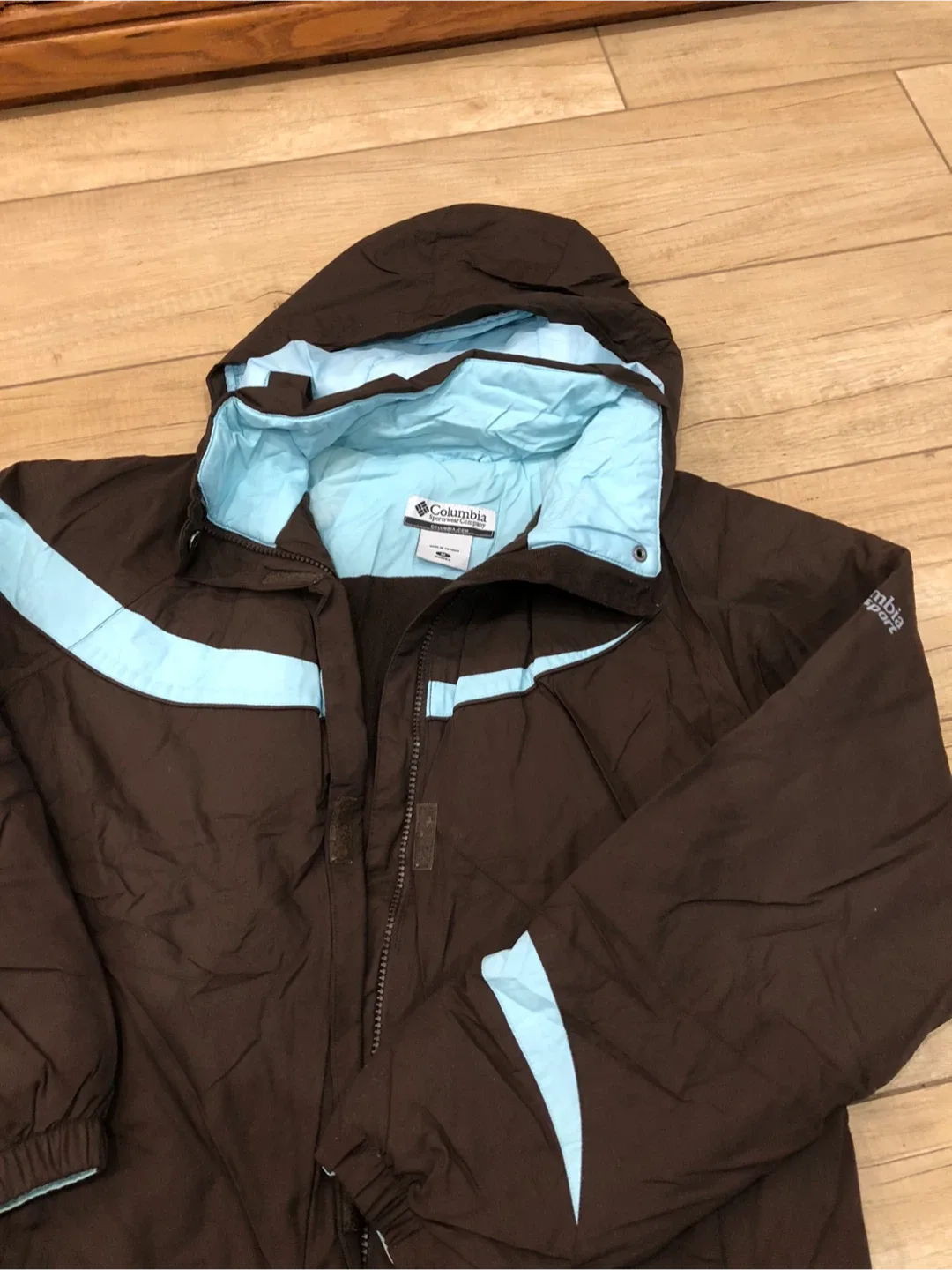 Columbia Brown Winter Jacket - Size M image indicator(2)