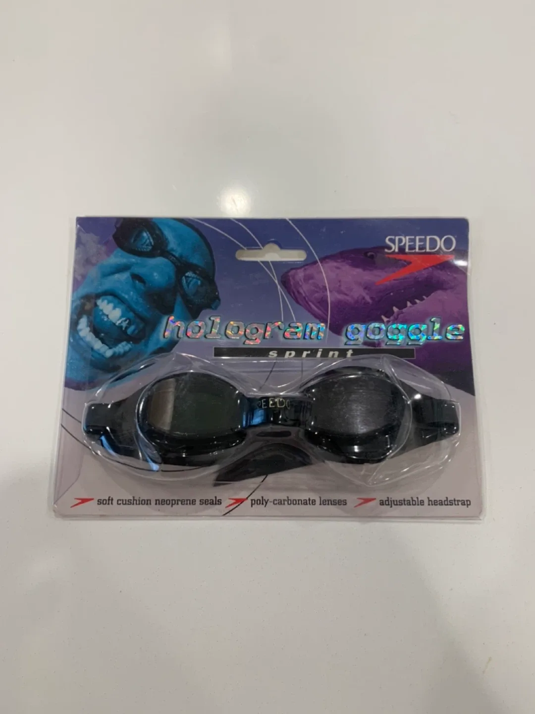 New Speedo Hologram Sprint Goggle image indicator(3)