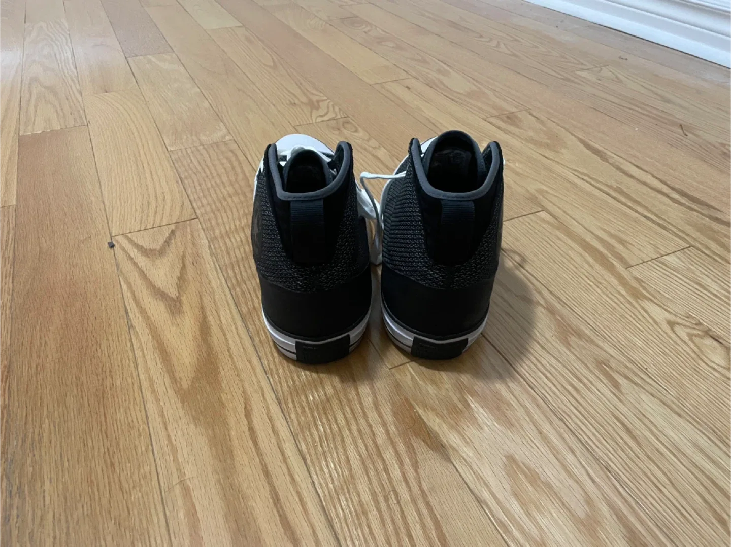 Converse All Star High Top - Men's 10.5 image indicator(4)