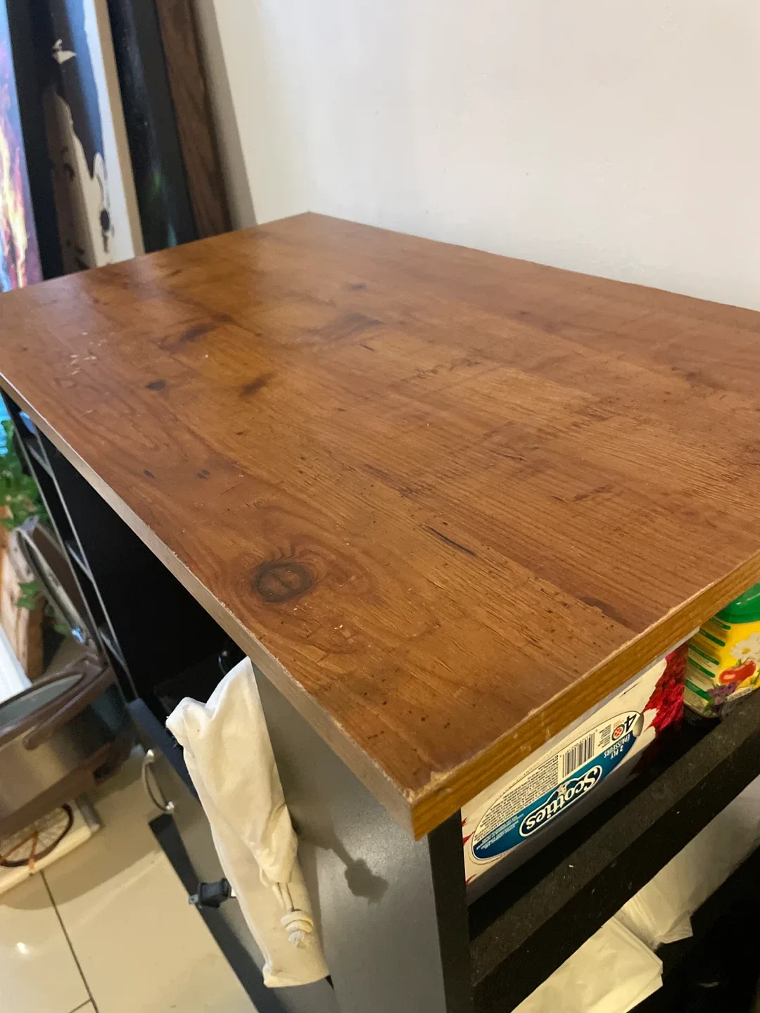 Black Bar Cabinet with Wine Rack image indicator(4)