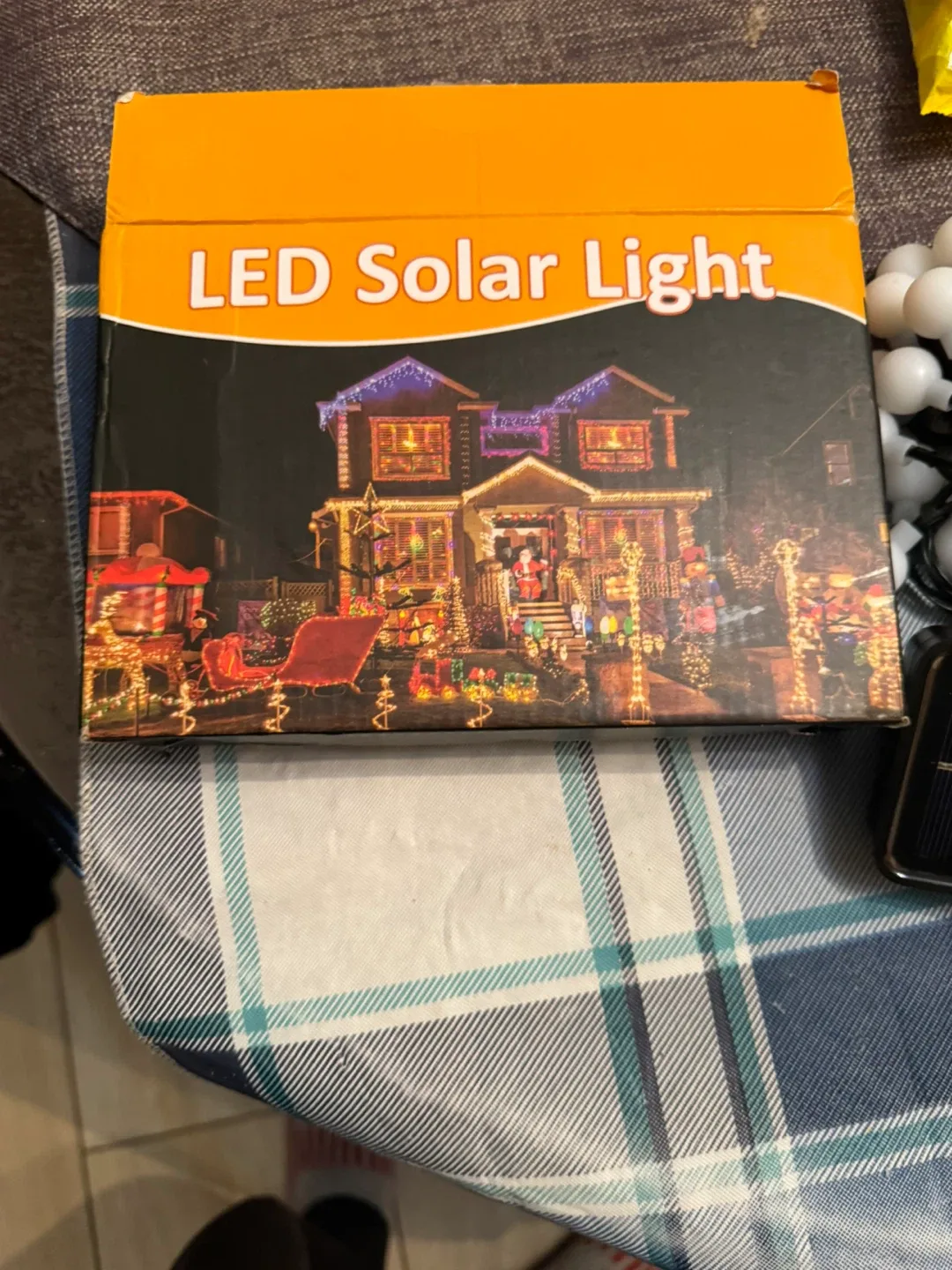 LED Solar String Lights - New in Box!