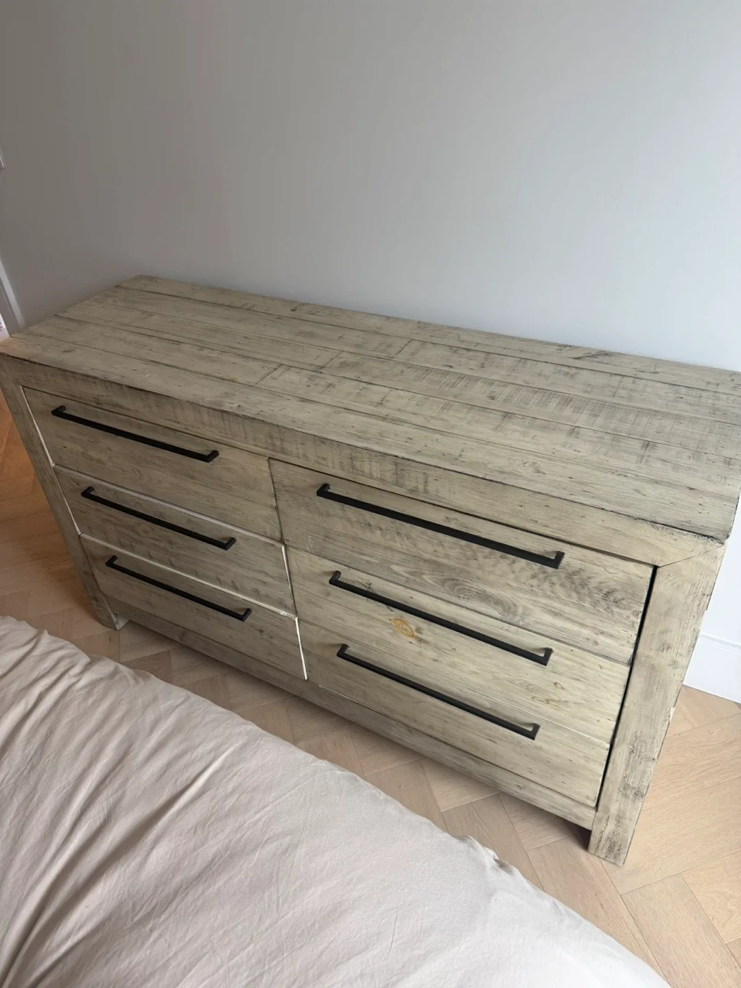 Wood Dresser - 6 Drawer