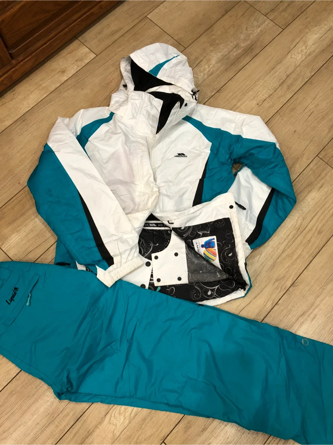 Trespass Ski Suit - White & Teal