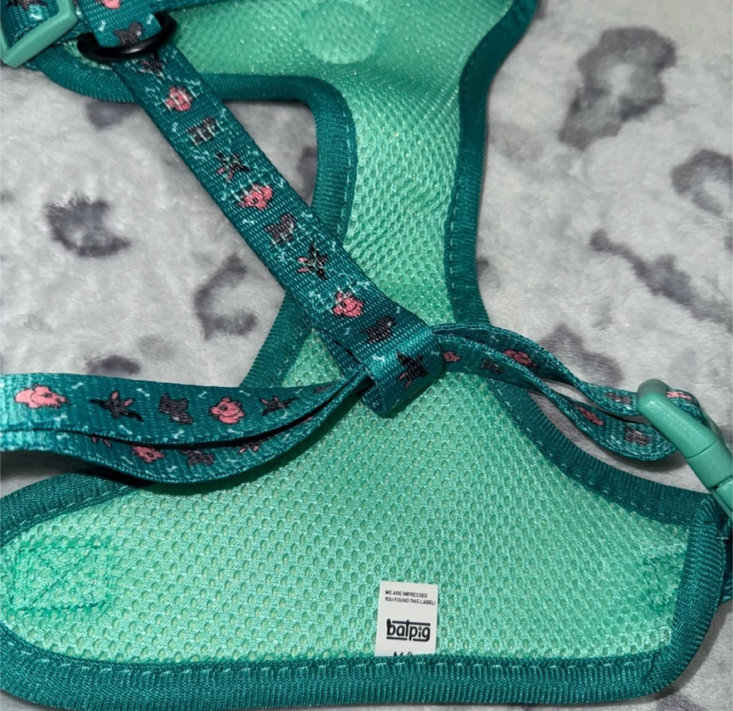 batpig Dog Hoodie, Harness, Collar Set - S/M - photo 4