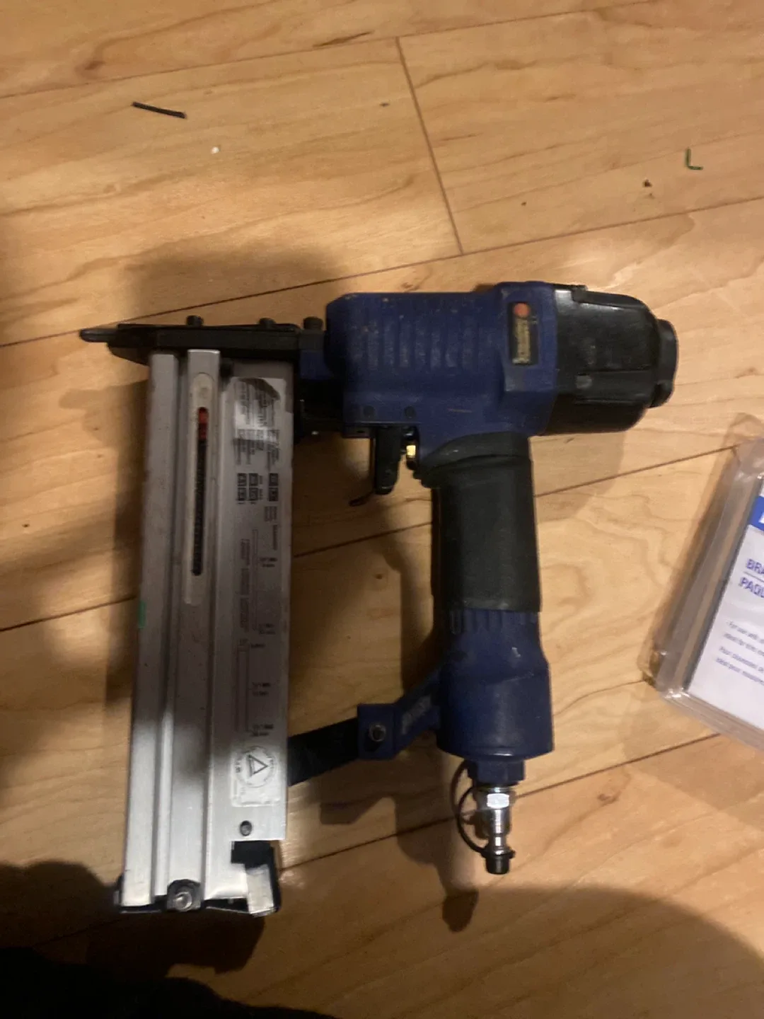 Campebell Hausfeld Brad Nailer with Nail Set