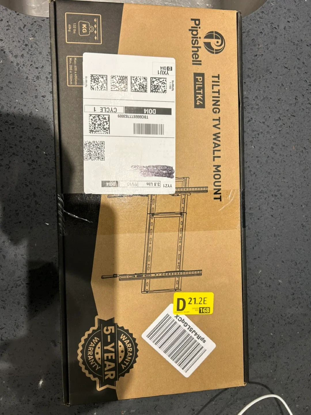 Pipishell PILTK4 Tilting TV Wall Mount - New in Box!