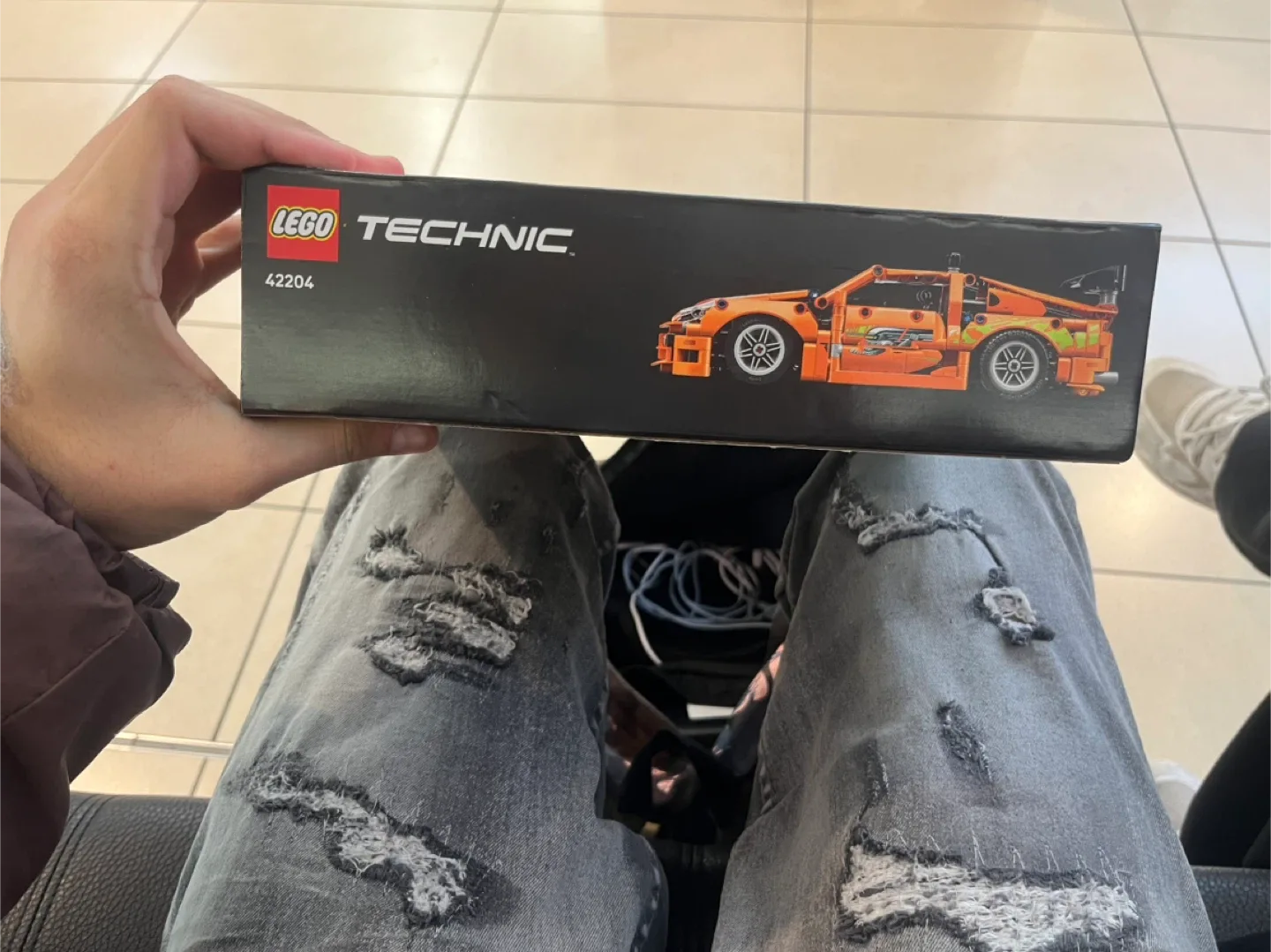 LEGO Technic 42204 Fast & Furious Toyota Supra MK4 image indicator(3)