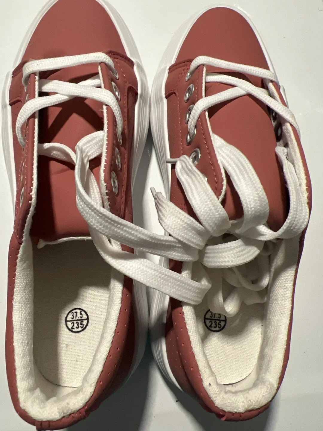 Peach & White Sneakers - Size 37.5 (Women's 7) image indicator(2)