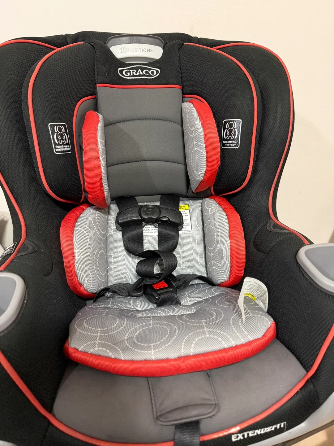 Graco Extend2Fit Convertible Car Seat
