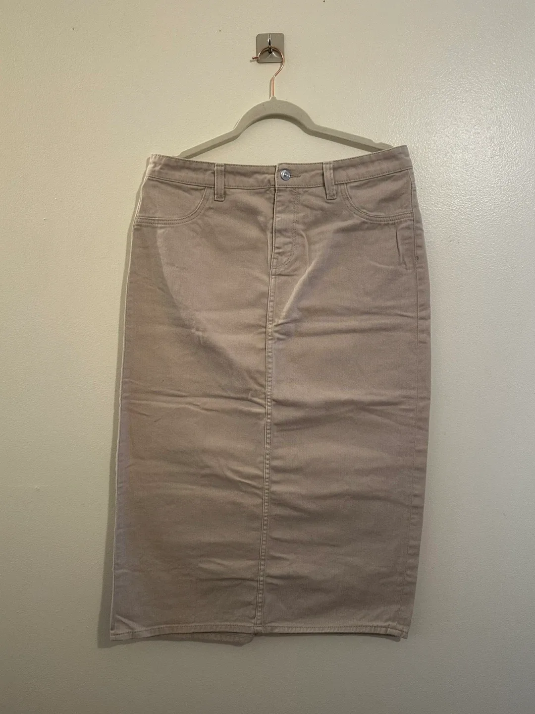 H&M Beige Denim Skirt - Women’s Size US 10