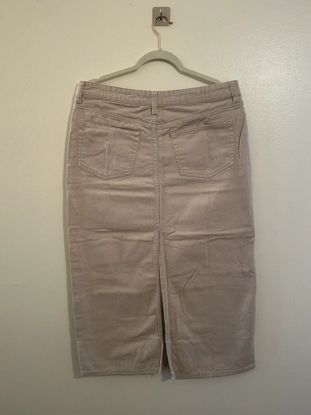 H&M Beige Denim Skirt - Women’s Size US 10 image indicator(2)