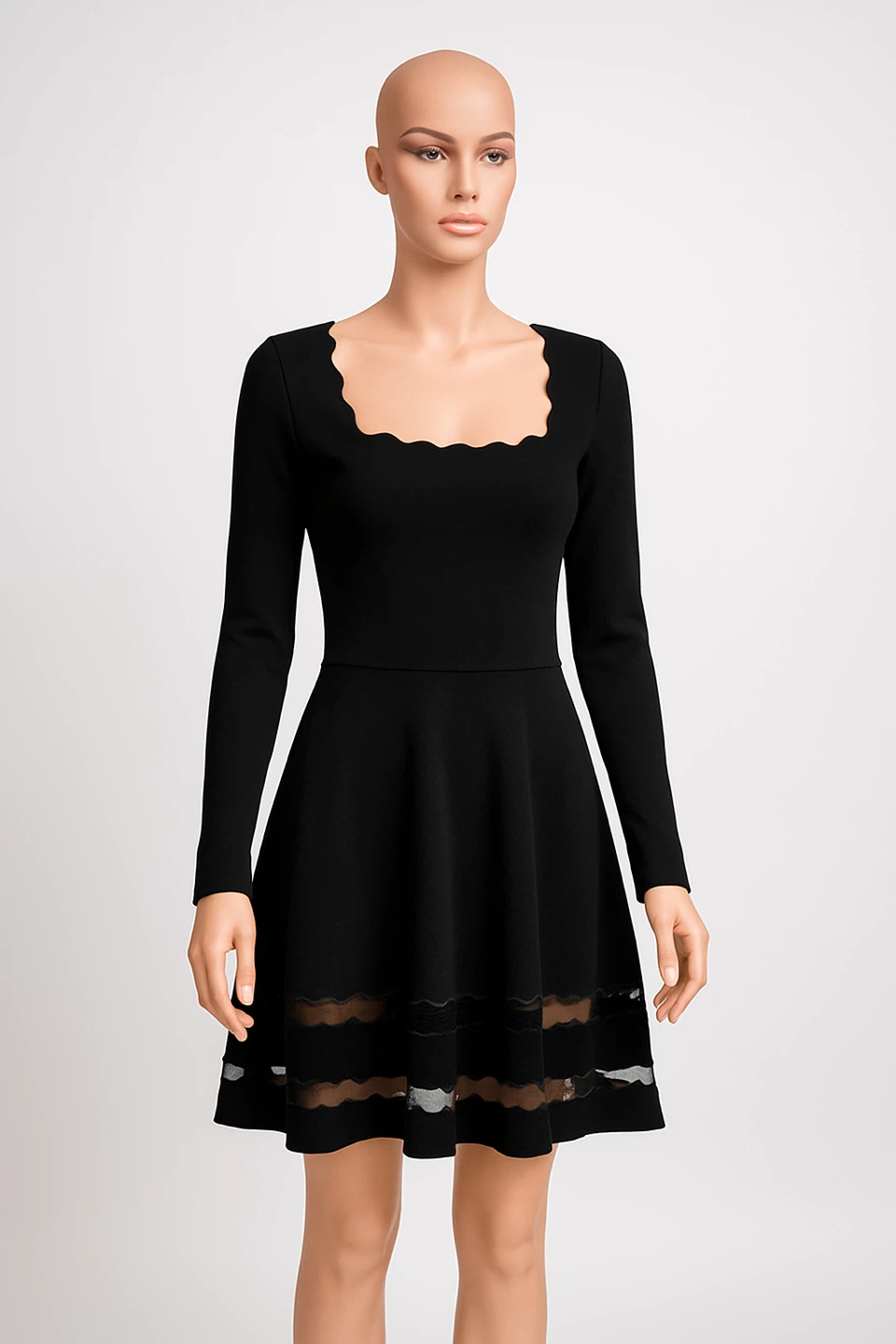 RED Valentino Black Long Sleeve Lace Hem Dress – Like New