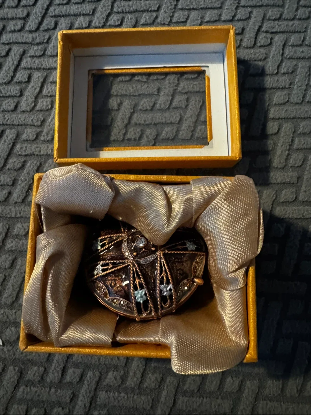 Small jewelry box BNIB #cleanout image indicator(3)