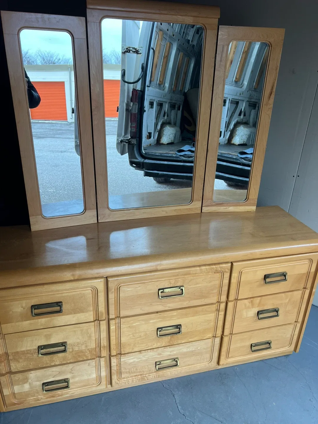Free delivery used beautiful Wooden Dresser with Mirror