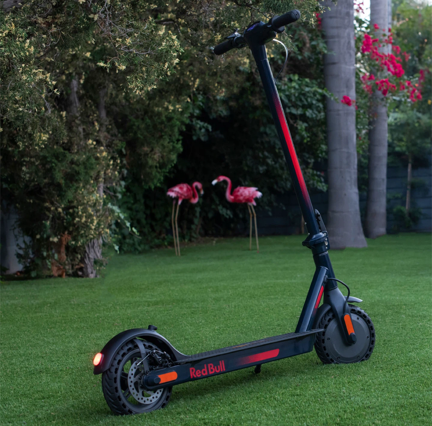 Redbull electric scooter - photo 2