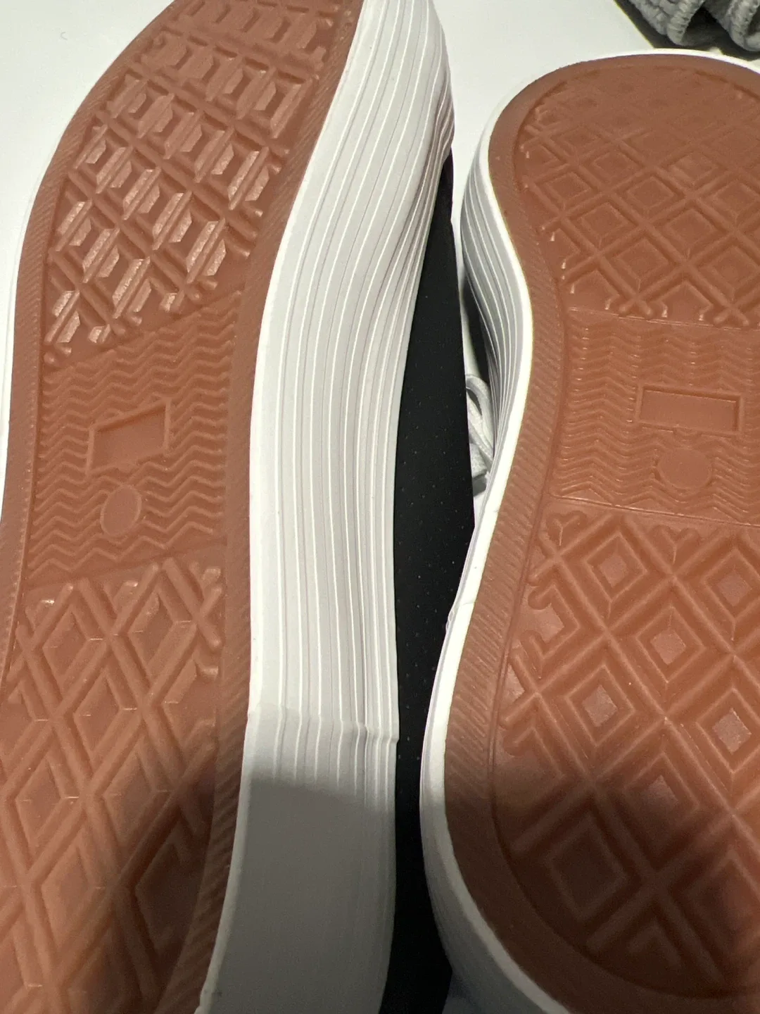 Black Casual Lace-Up Sneakers - Size 43 (Men's 9.5) image indicator(2)