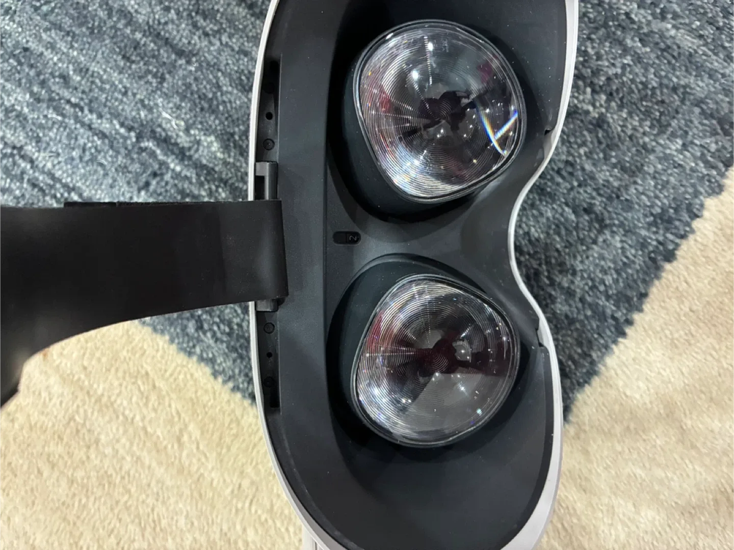 Meta Quest 2 VR Headset - 128GB + adjustable comfort strap image indicator(9)