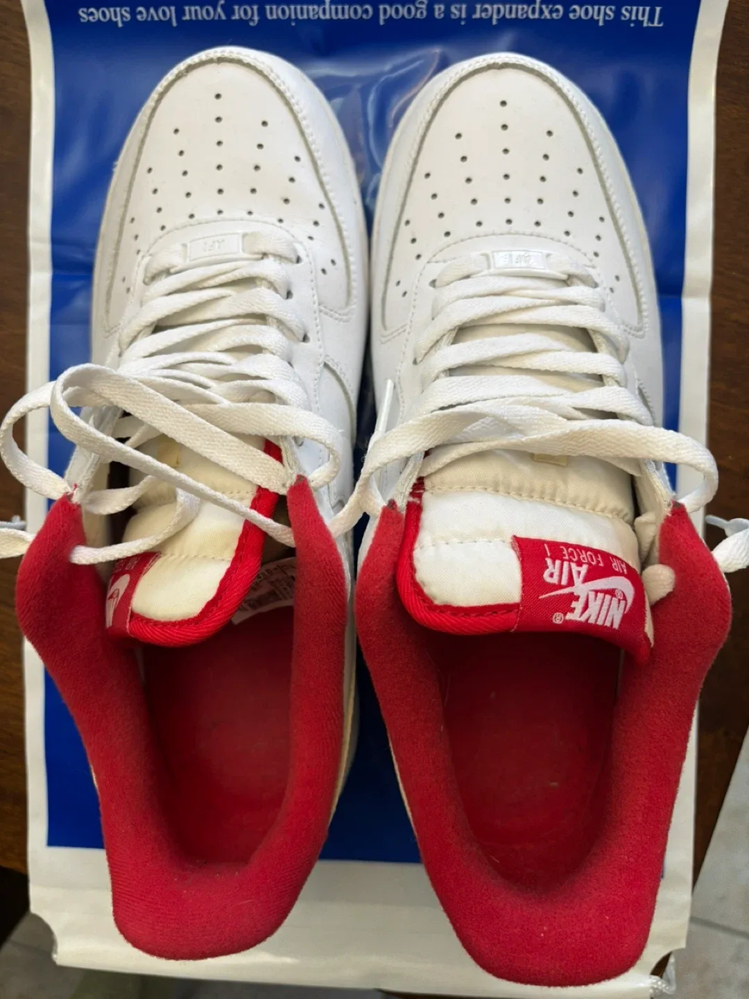 Nike Air Force 1 White/Red image indicator(2)