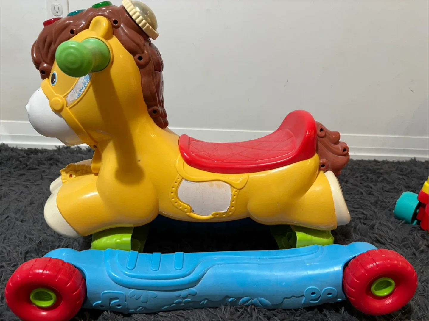 VTech Gallop and Rock Learning Pony image indicator(2)