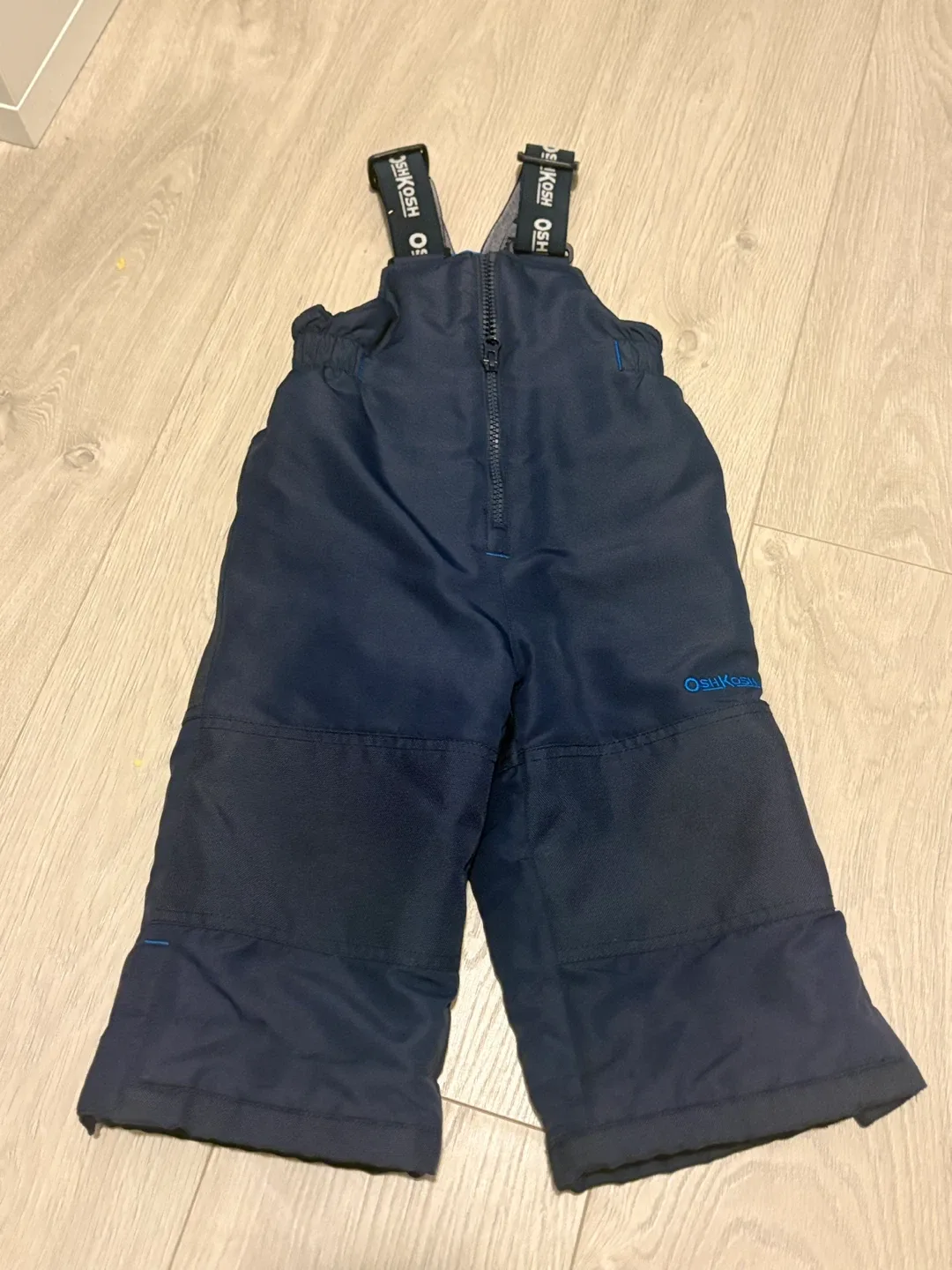 OshKosh B'gosh Snow Pants - 18M image indicator(2)