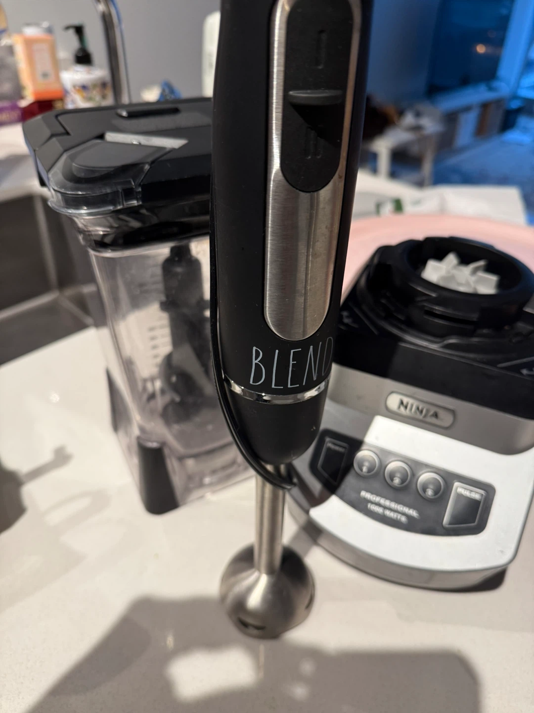 Ninja Blender and hand mixer
