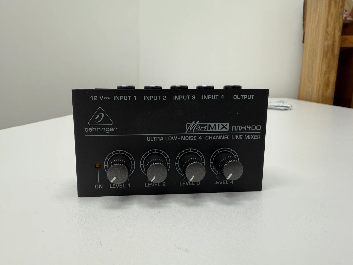 Behringer MicroMix MX400 4-Channel Line Mixer - New - photo 3