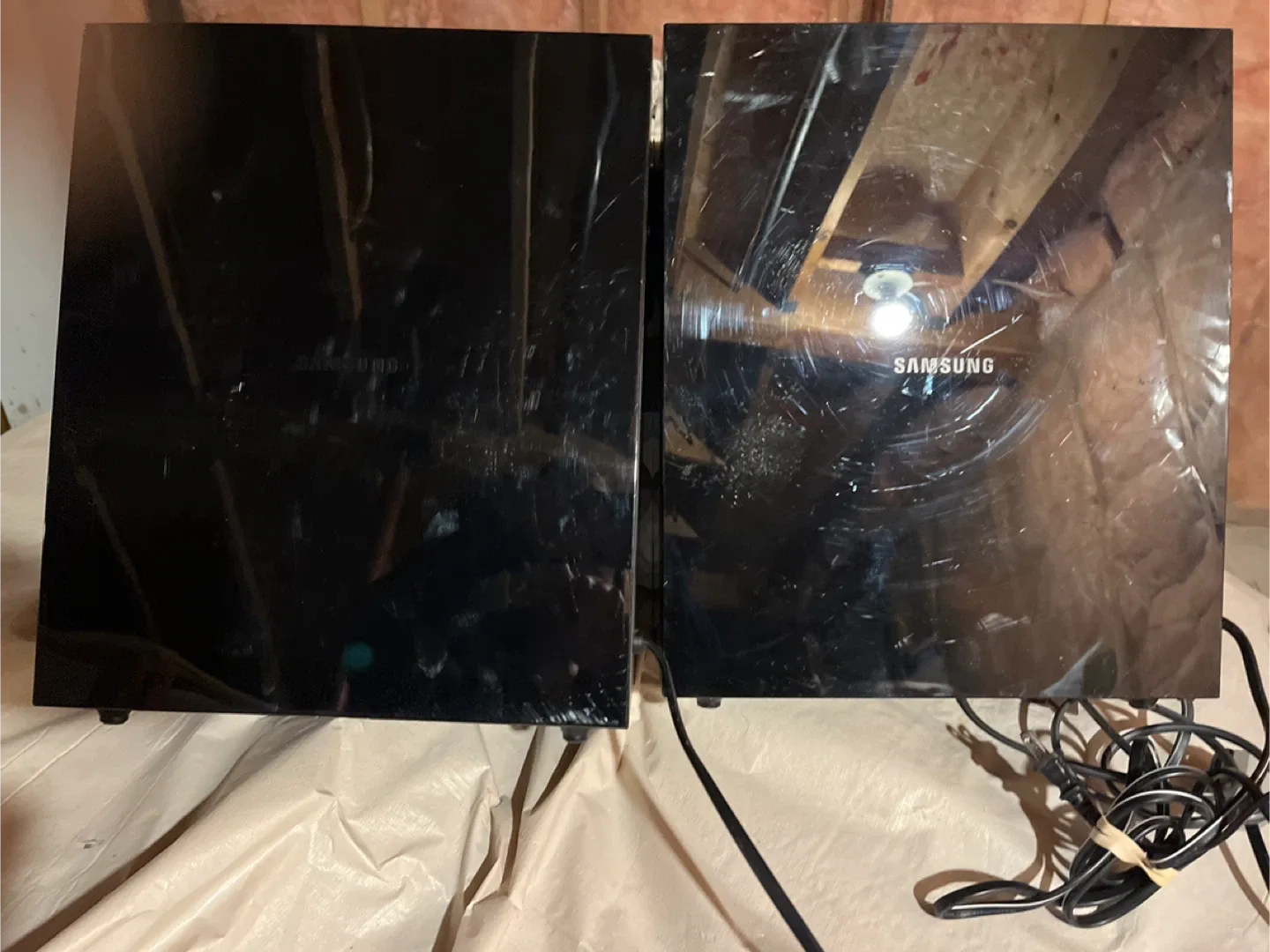 Quest, speakers & Samsung speakers image indicator(3)