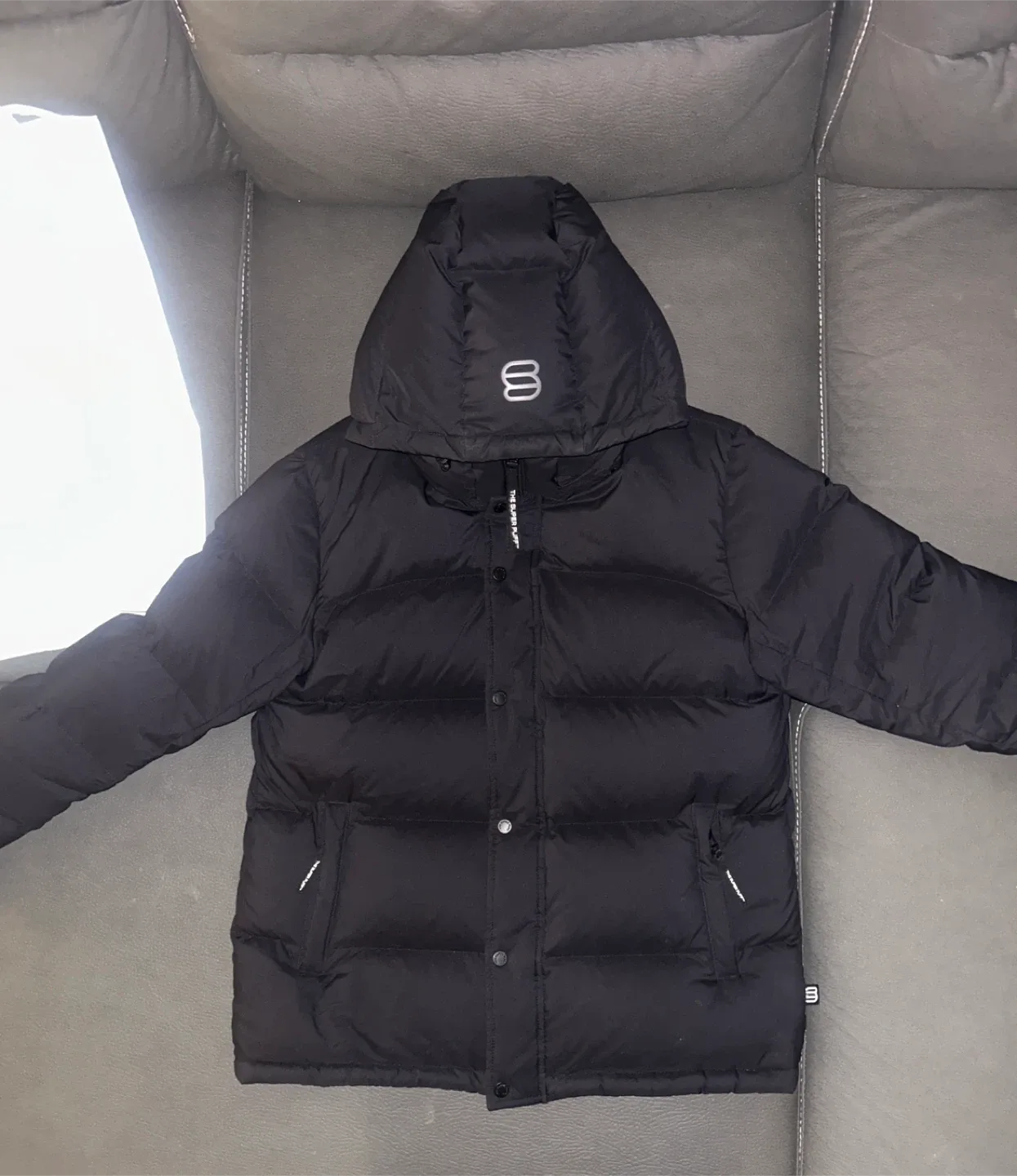 Aritzia Original Super Puff Jacket