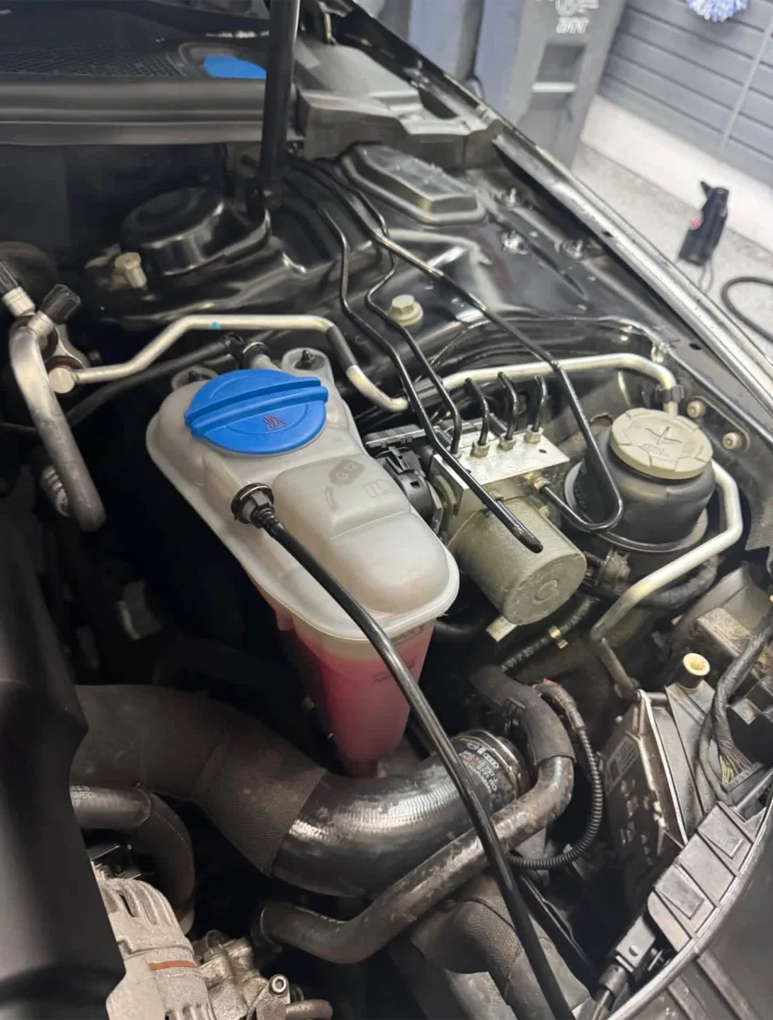 2012 Audi A4 Avant image indicator(9)