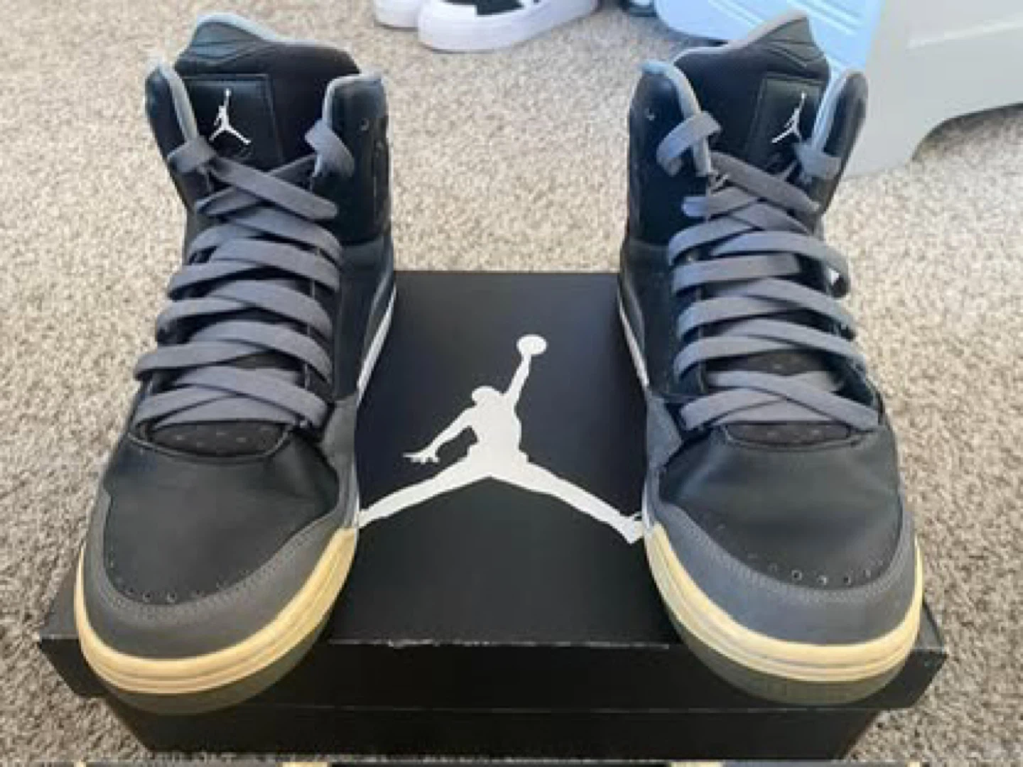 Jordan Flight 45 High Top Sneakers - Size 7Y #Cleanout