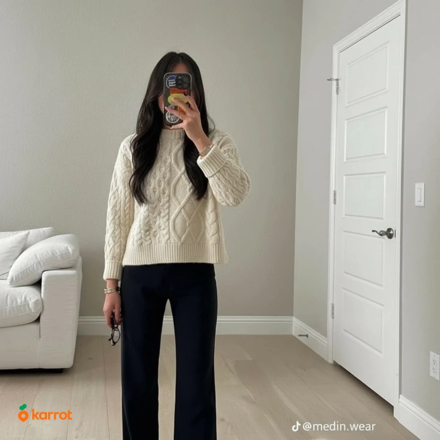 H&M - Cream Knit Sweater - Size Small