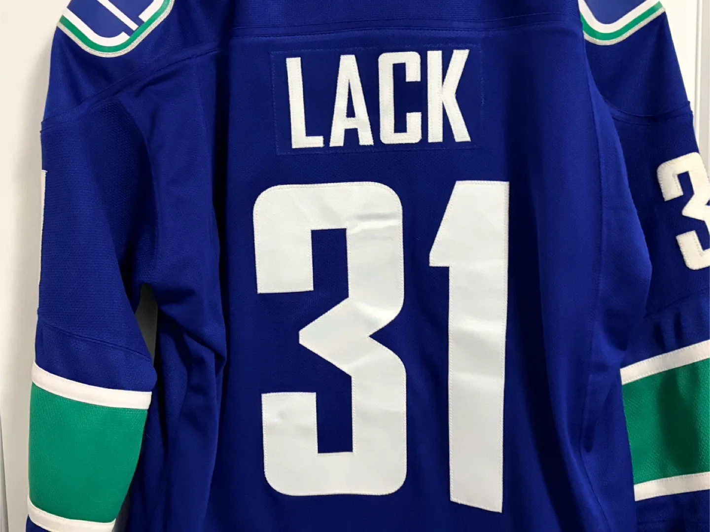 Authentic Reebok Vancouver Canucks Eddie Läck JerseyMedium image indicator(2)