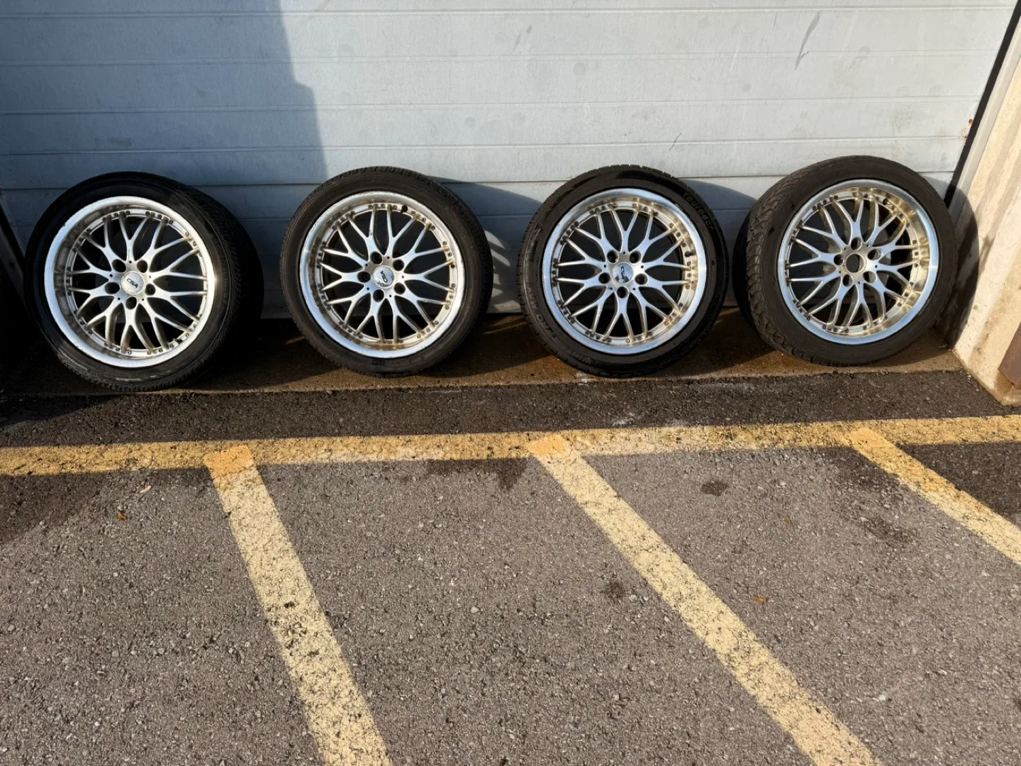 Tourador Winter Pro Max 245/40ZR18 Tires