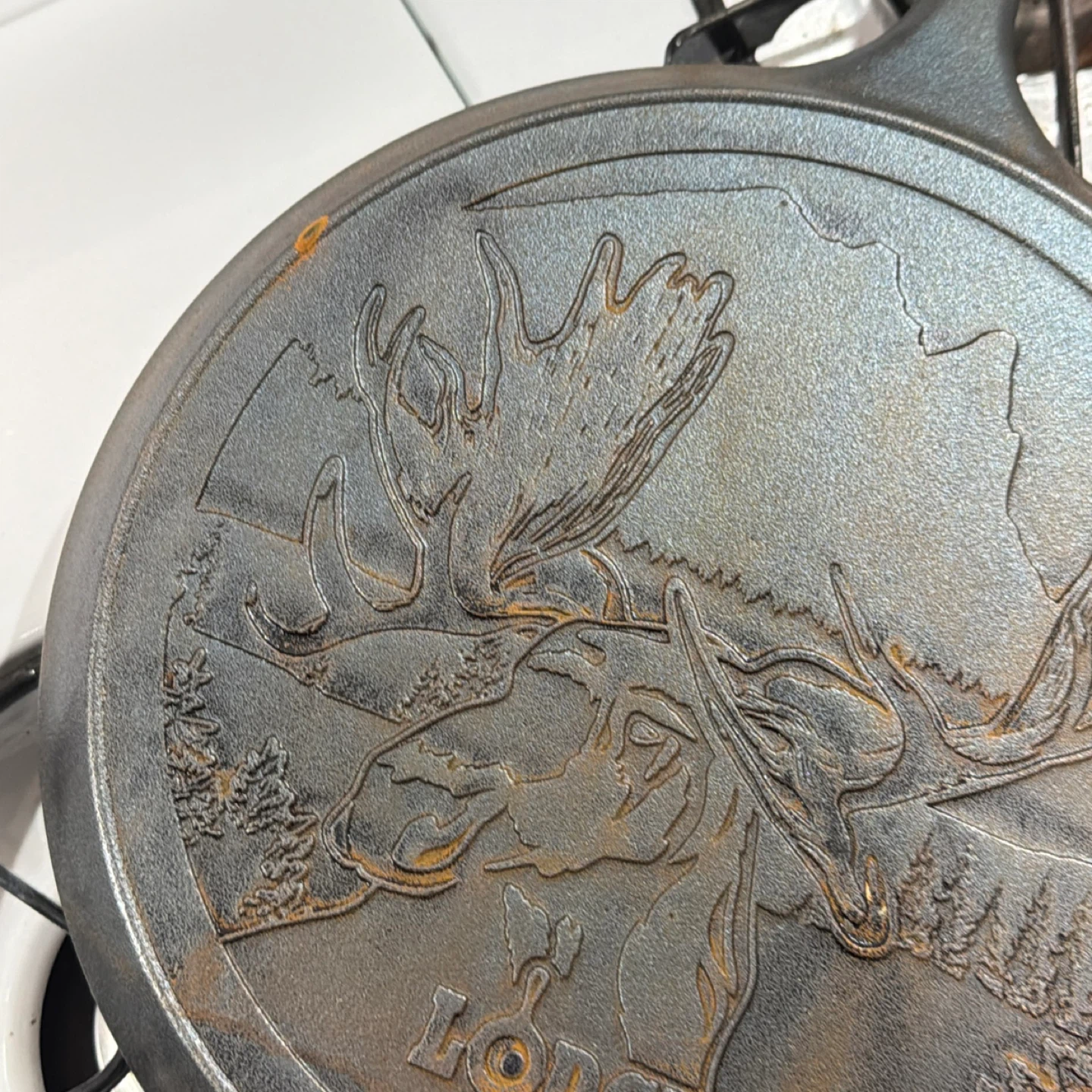 Lodge Cast Iron Griddle with Moose Design